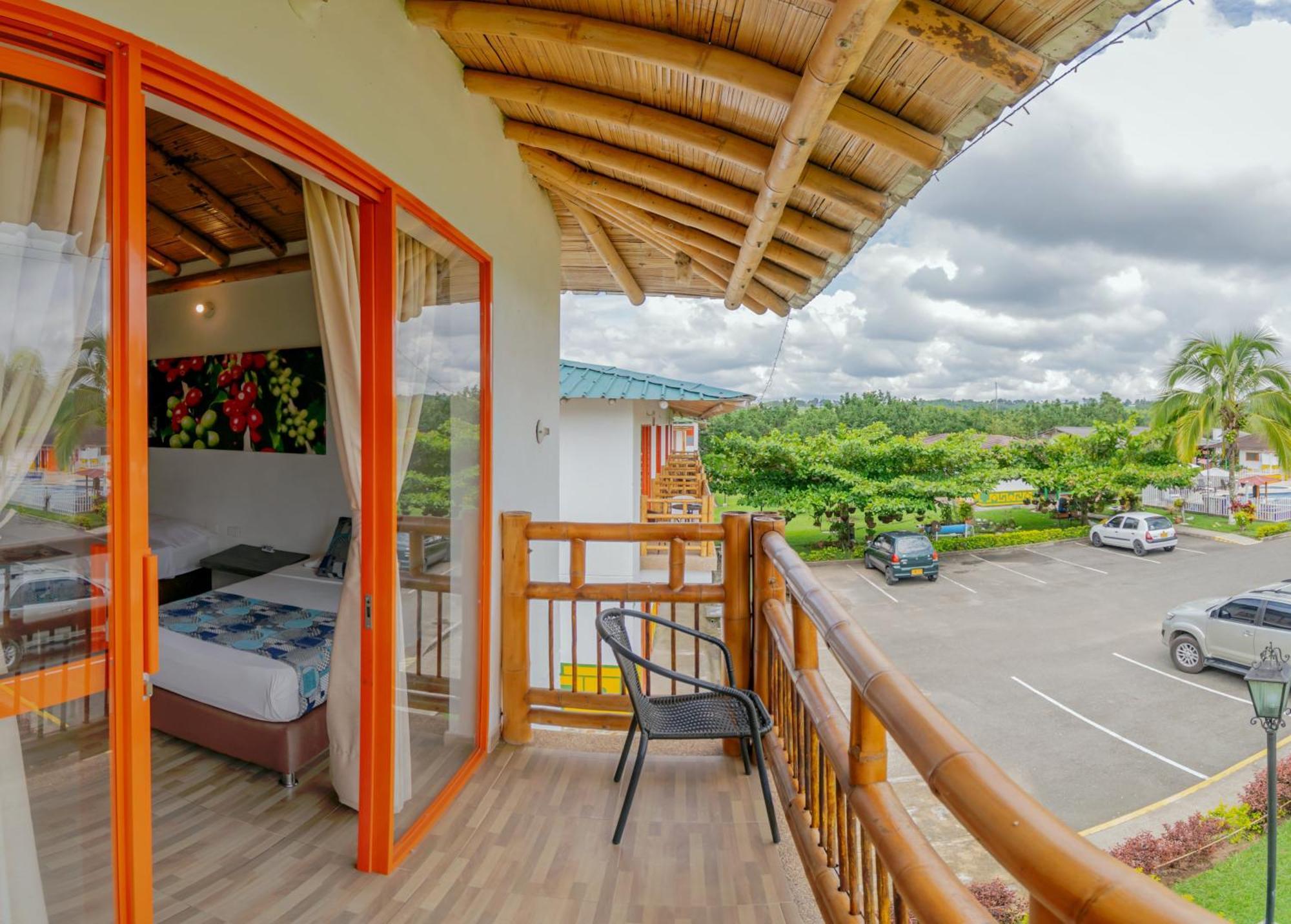 Hotel Campestre La Aldea Montenegro Bagian luar foto