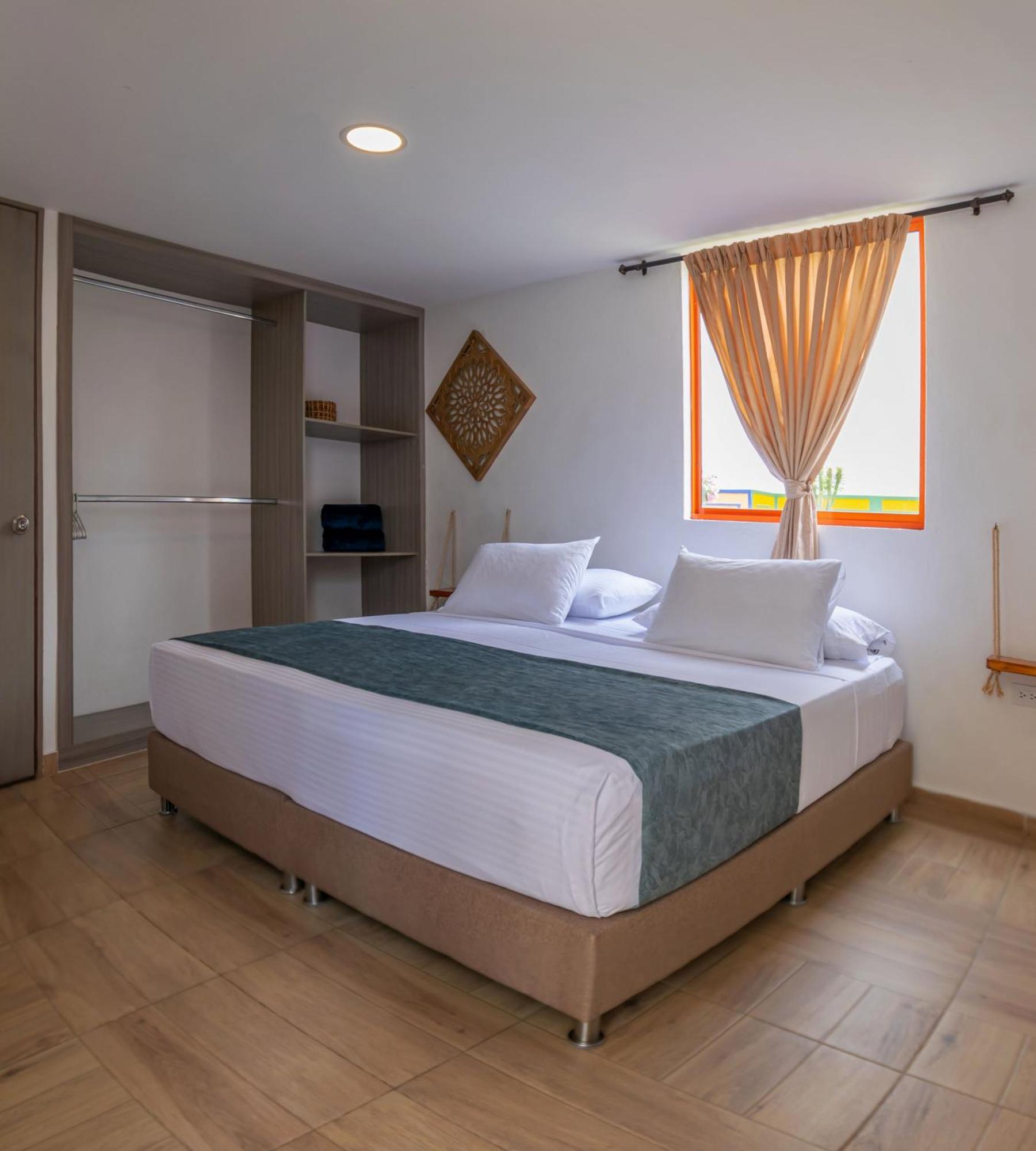 Hotel Campestre La Aldea Montenegro Bagian luar foto