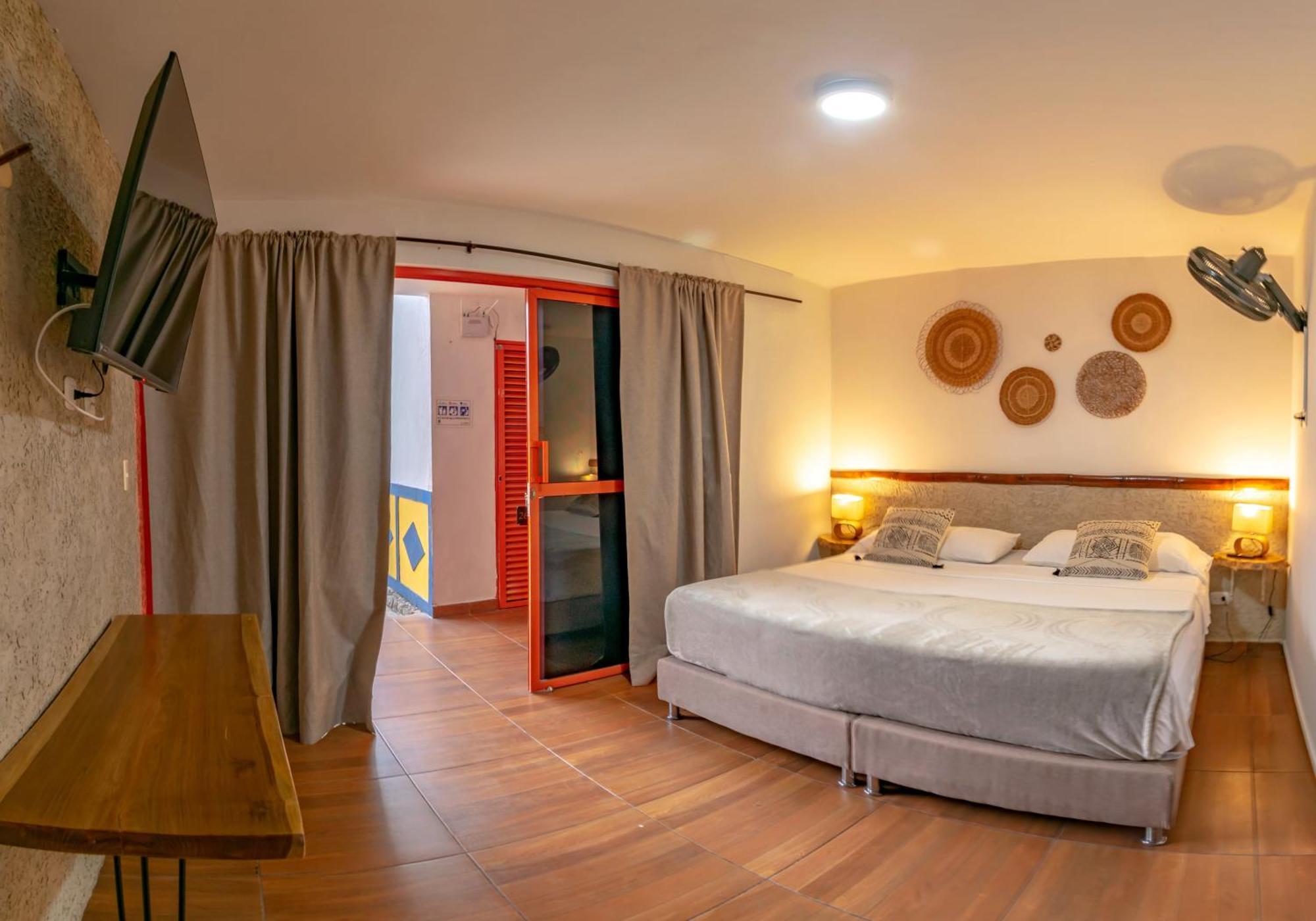 Hotel Campestre La Aldea Montenegro Bagian luar foto